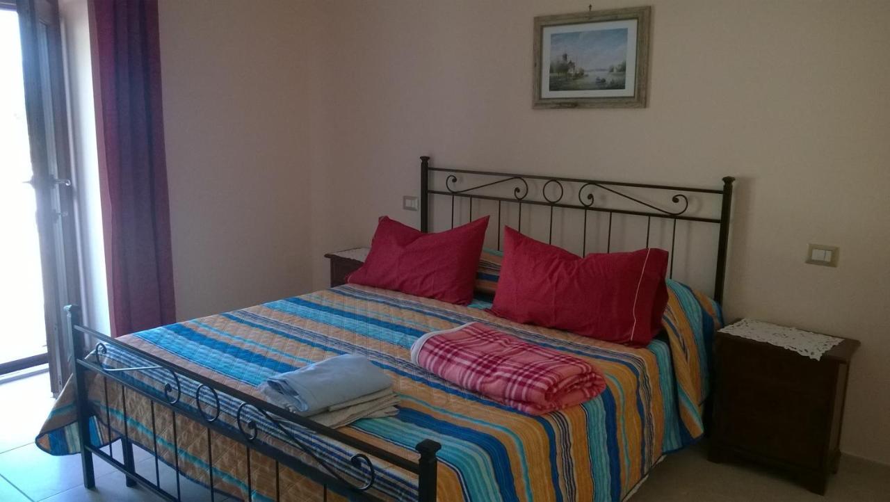 La Collina Dei Goti Agriturismo ,Azienda Agricola Βίλα Cerreta  Εξωτερικό φωτογραφία