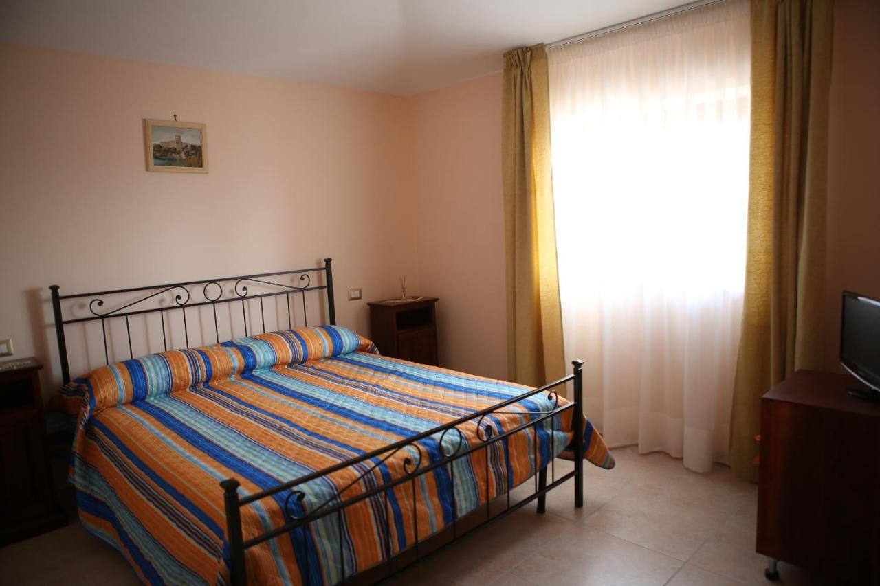 La Collina Dei Goti Agriturismo ,Azienda Agricola Βίλα Cerreta  Εξωτερικό φωτογραφία